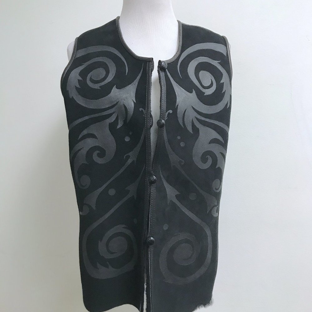 Black leather scroll shearling vest button sleeveless jacket Vintage M L